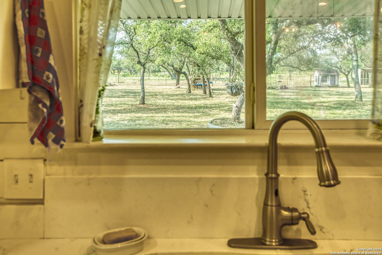 623 Fm 1796 Utopia TX 78884