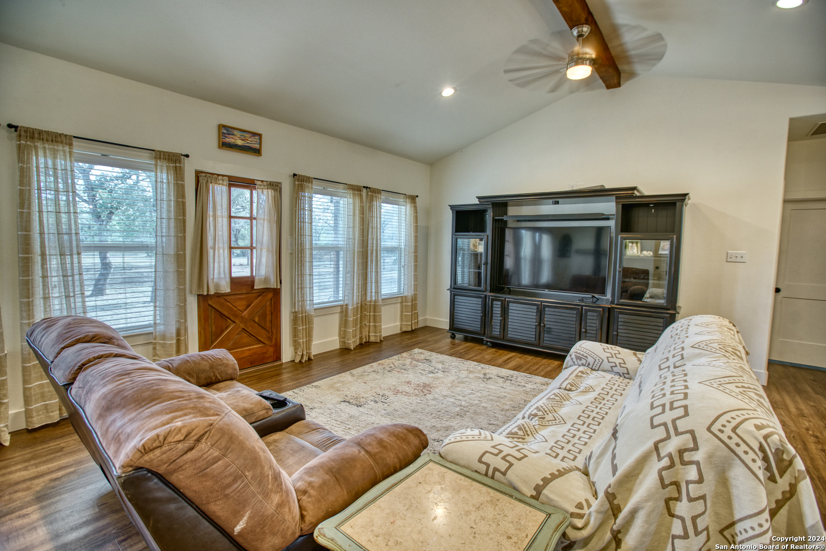 623 Fm 1796 Utopia TX 78884