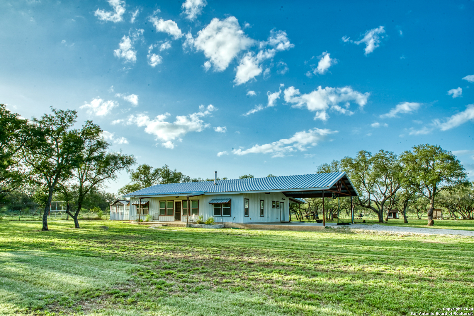 623 Fm 1796 Utopia TX 78884