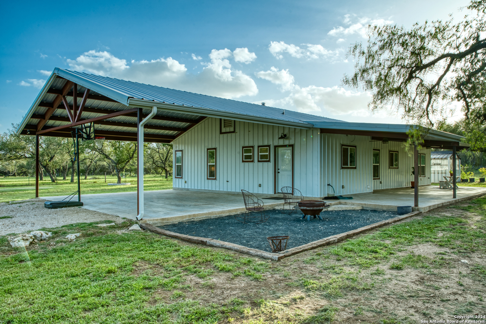 623 Fm 1796 Utopia TX 78884