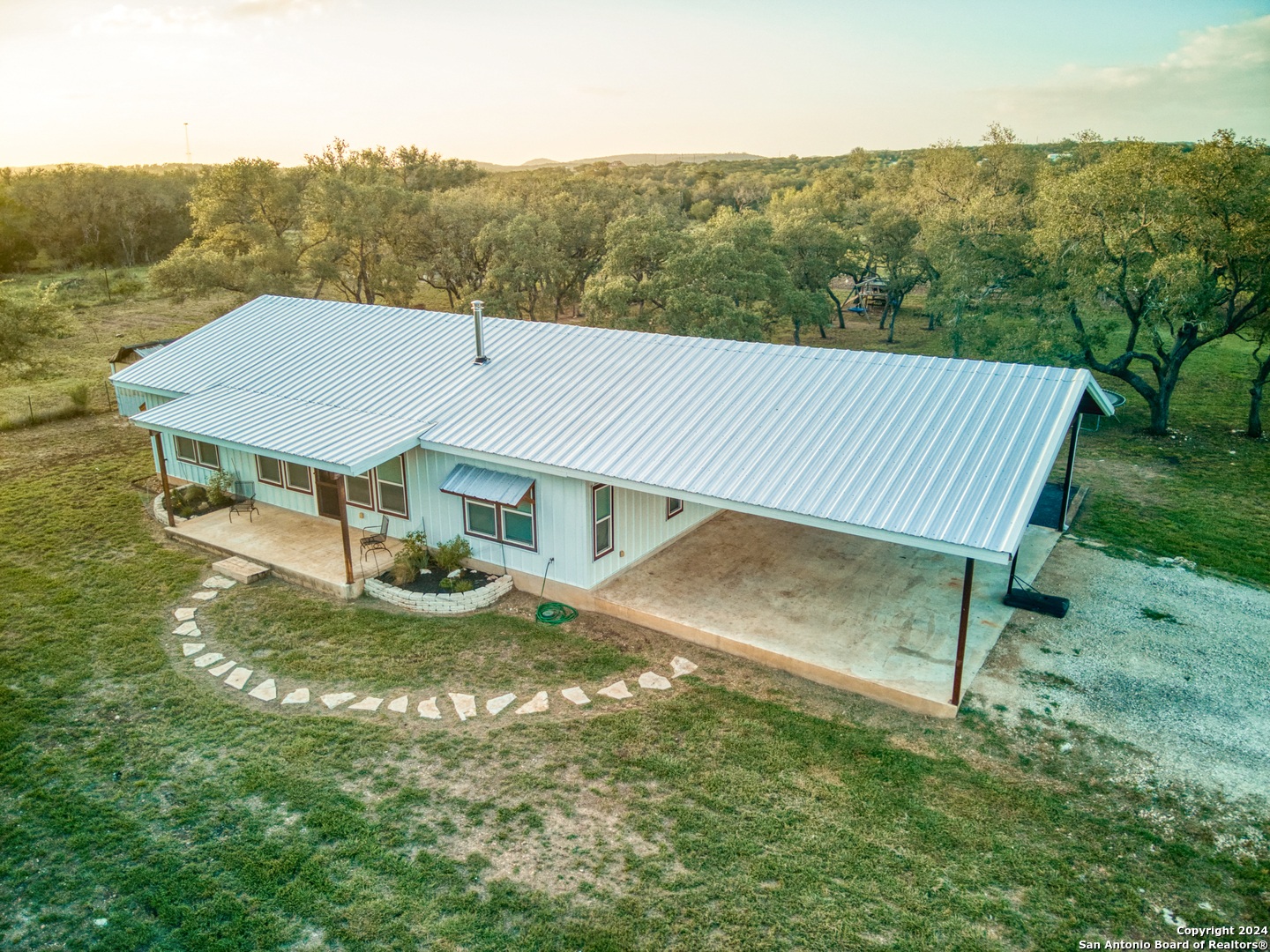 623 Fm 1796 Utopia TX 78884