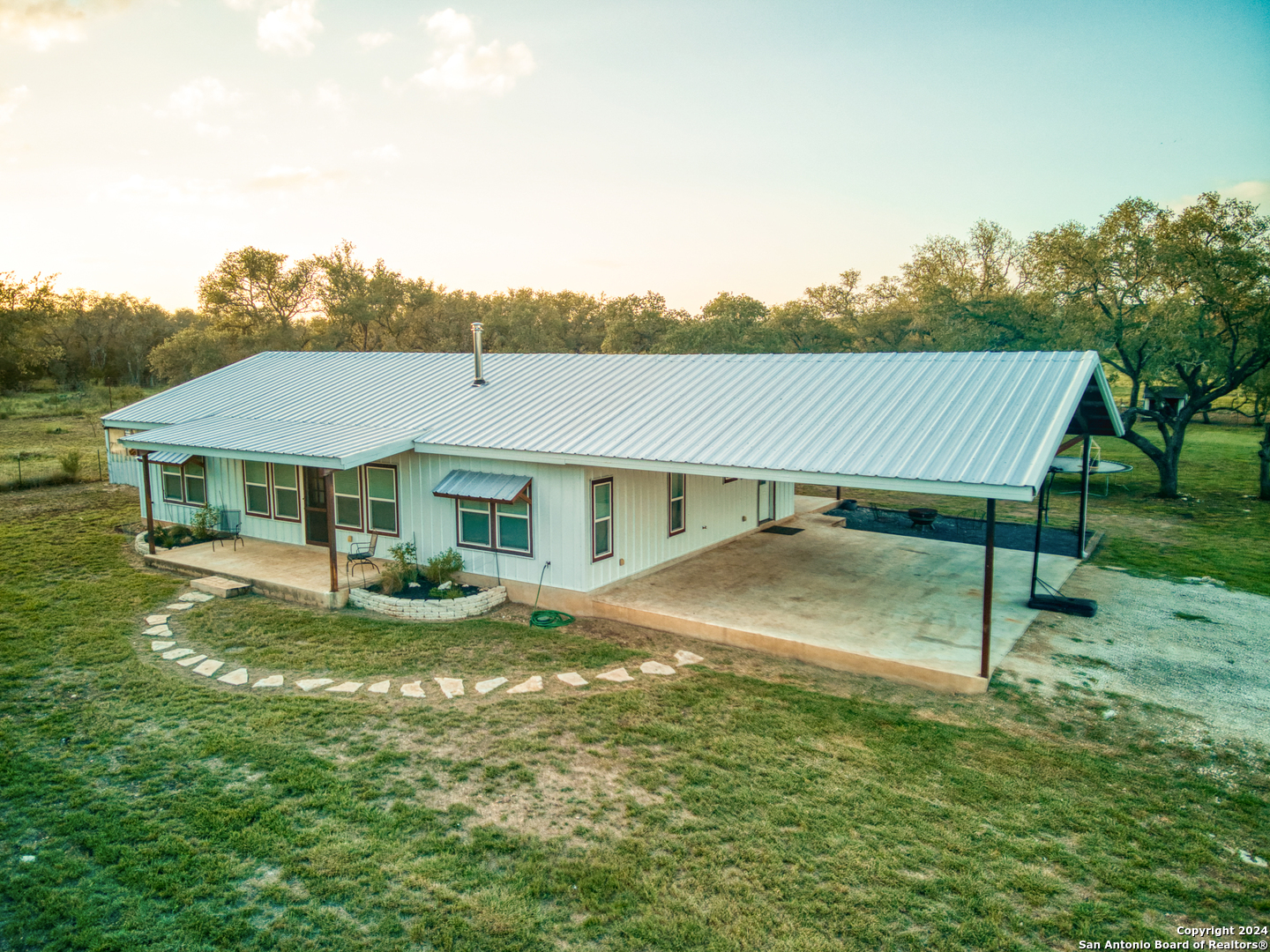 623 Fm 1796 Utopia TX 78884