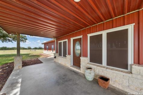 2888 County Road 136 Kenedy TX 78119