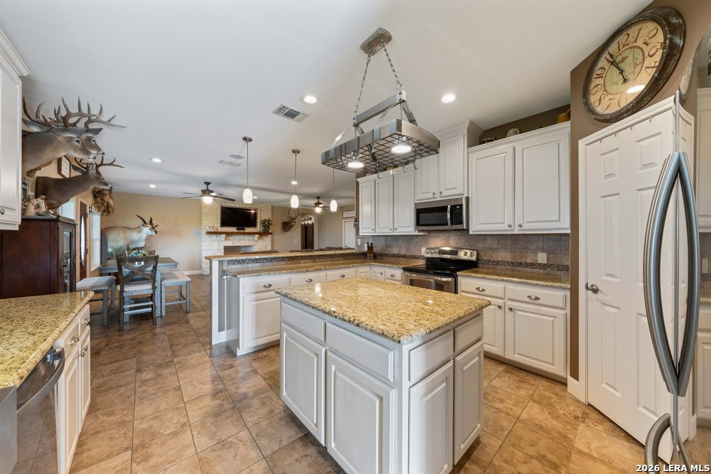 2888 County Road 136 Kenedy TX 78119