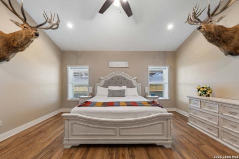 2888 County Road 136 Kenedy TX 78119