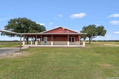 2888 County Road 136 Kenedy TX 78119
