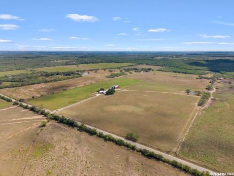 2888 County Road 136 Kenedy TX 78119