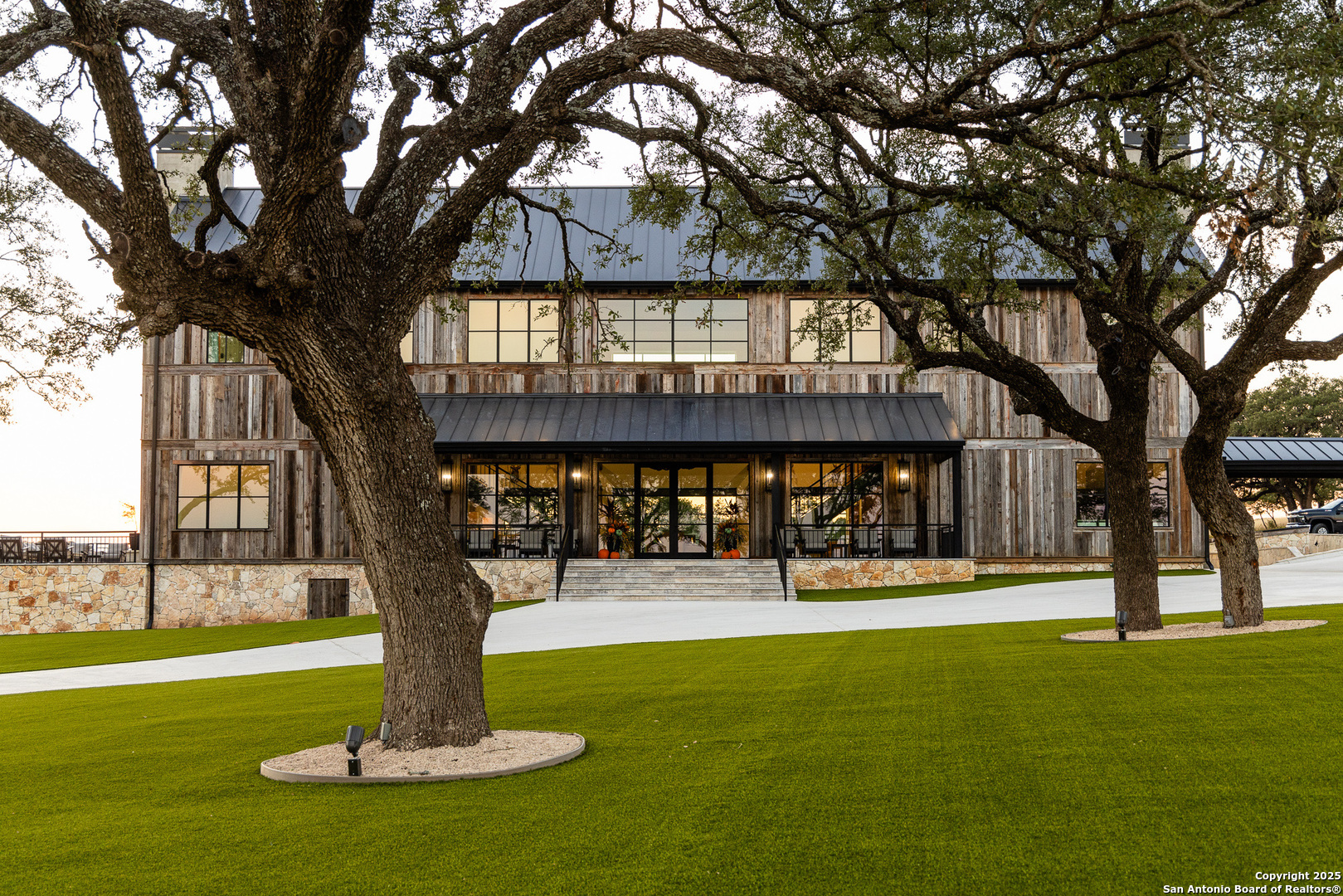 3280 Highway 39 Hunt TX 78024
