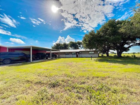 3389 Fm 888 Beeville TX 78102