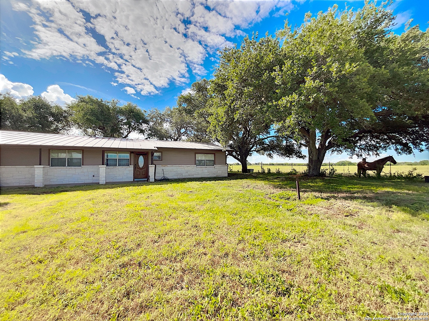 3389 Fm 888 Beeville TX 78102