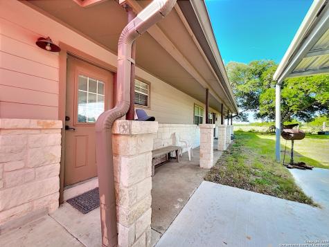 3389 Fm 888 Beeville TX 78102