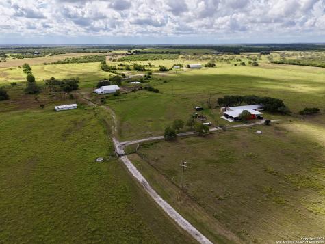 3389 Fm 888 Beeville TX 78102