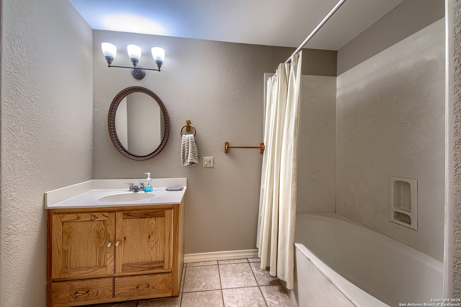 5464 Coughran Road Pleasanton TX 78064