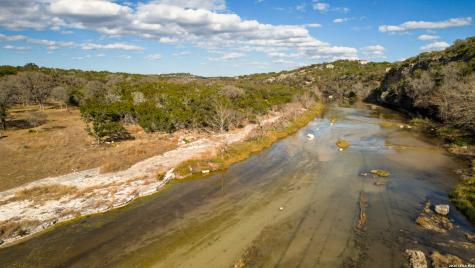 196 B Rock Bottom Road Hunt TX 78024