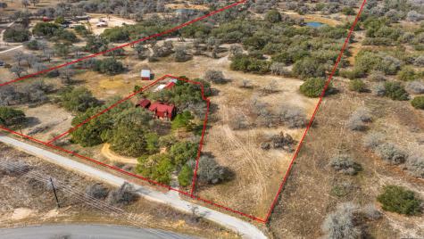 1240 County Road 324 Adkins TX 78101