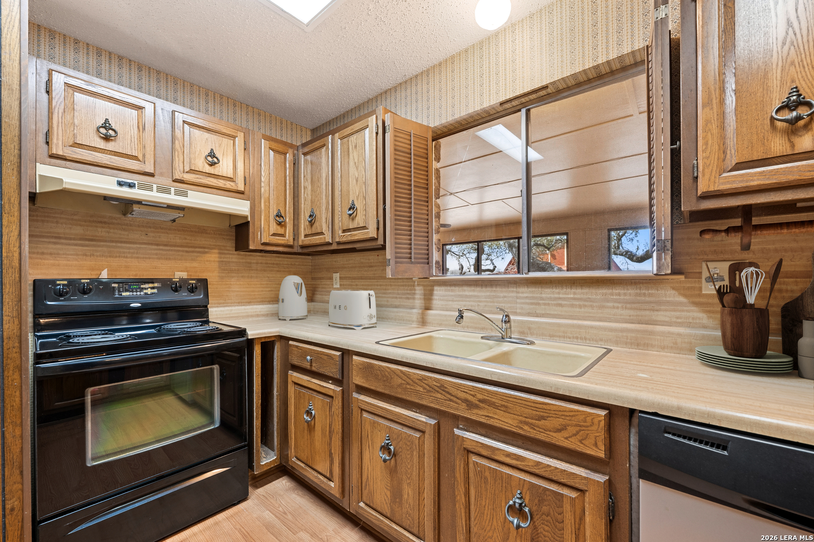 1240 County Road 324 Adkins TX 78101