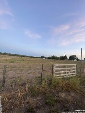 10740 Elmendorf Lavernia Road San Antonio TX 78223