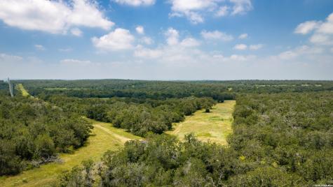 275 Fm 1104 Kingsbury TX 78638