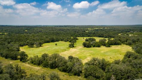 275 Fm 1104 Kingsbury TX 78638