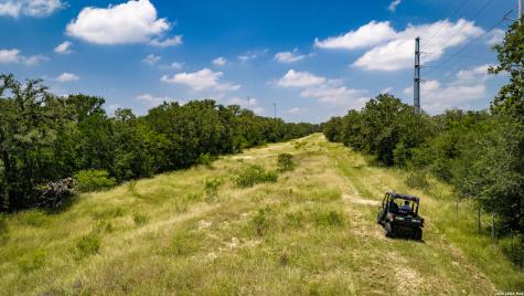 275 Fm 1104 Kingsbury TX 78638
