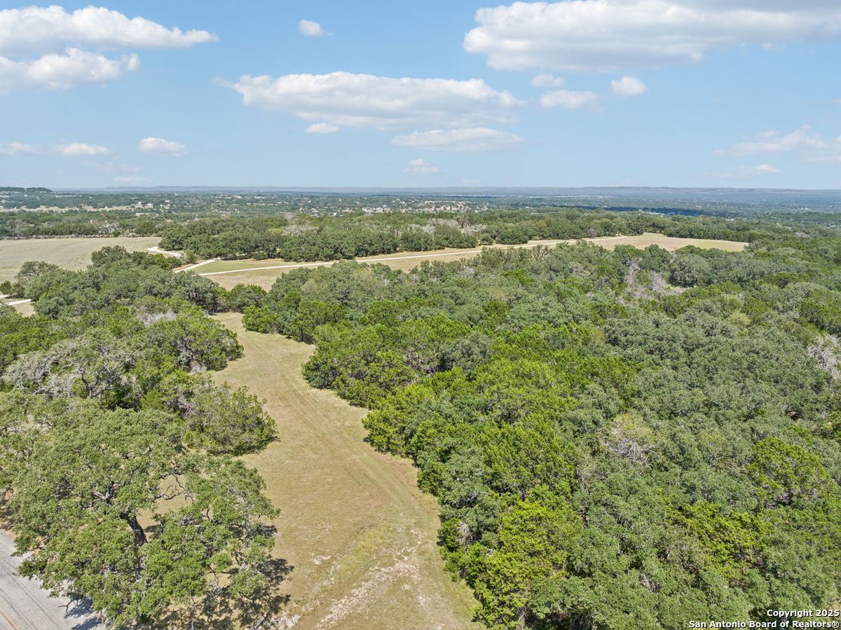 36 Lewis Road Boerne TX 78006