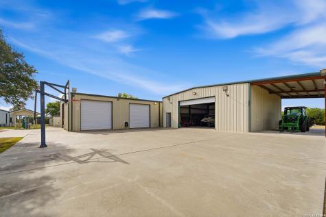 5775 County Road 308 Orange Grove TX 78373