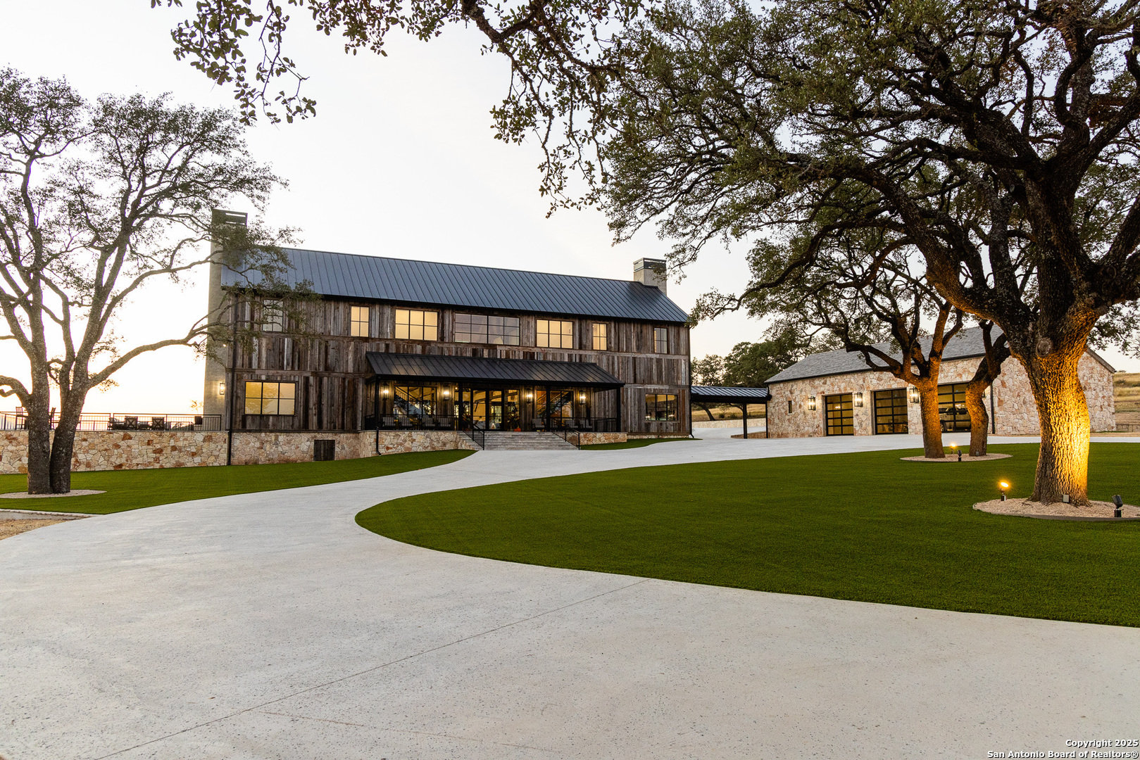3288 Highway 39 Hunt TX 78024