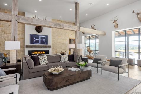 3288 Highway 39 Hunt TX 78024