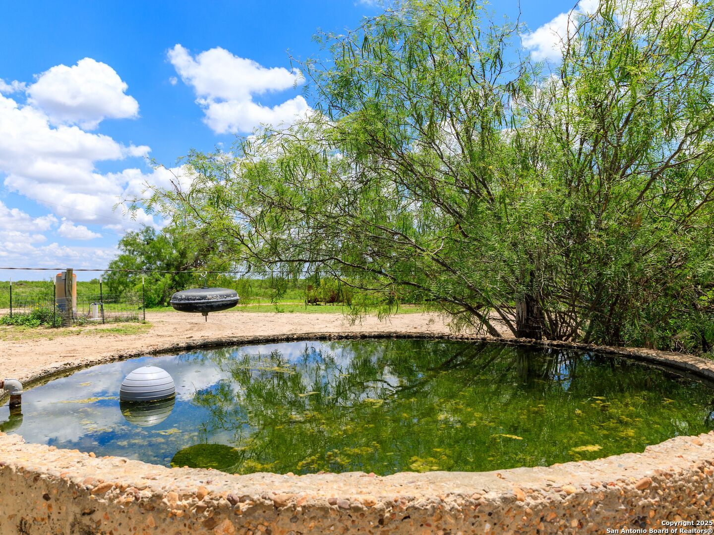 200-236 Fm 3252 Carrizo Springs TX 78836