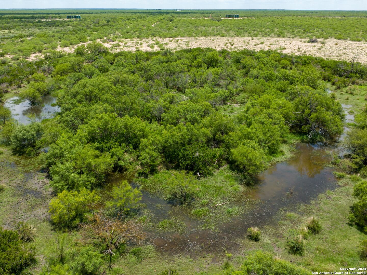 200-236 Fm 3252 Carrizo Springs TX 78836