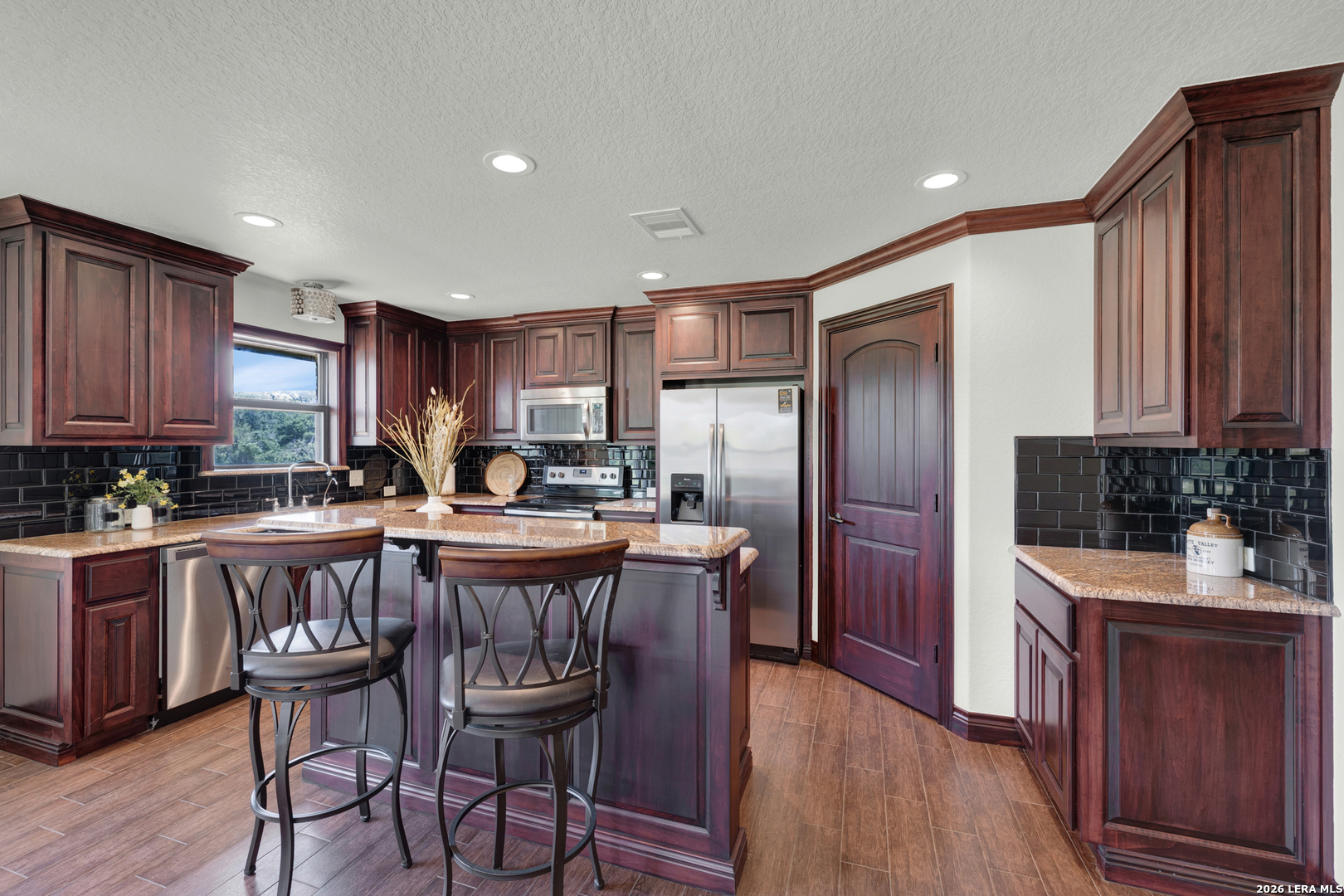 1798 County Road 359 Gillett TX 78116