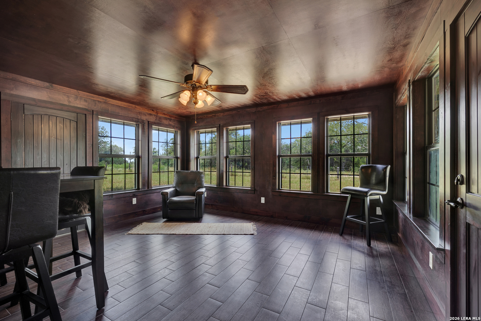 1798 County Road 359 Gillett TX 78116