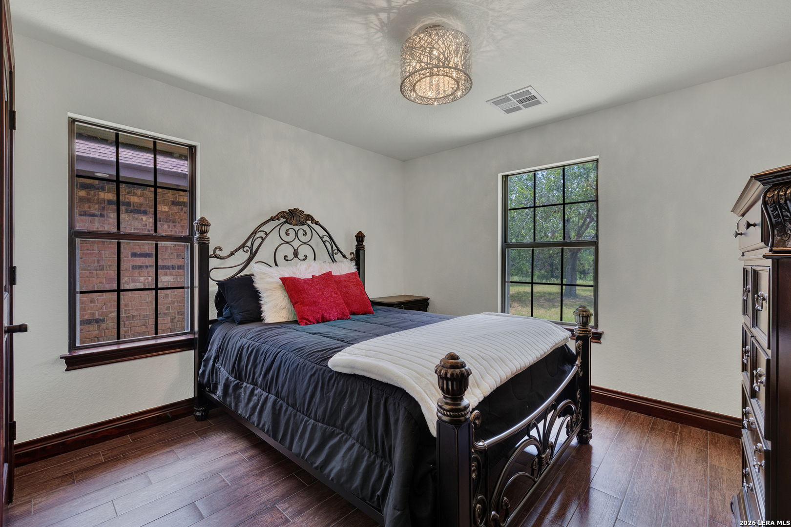 1798 County Road 359 Gillett TX 78116
