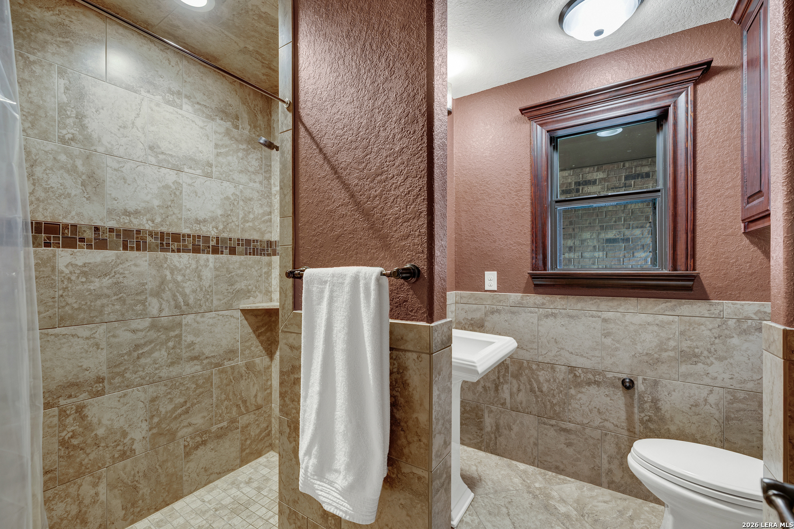1798 County Road 359 Gillett TX 78116
