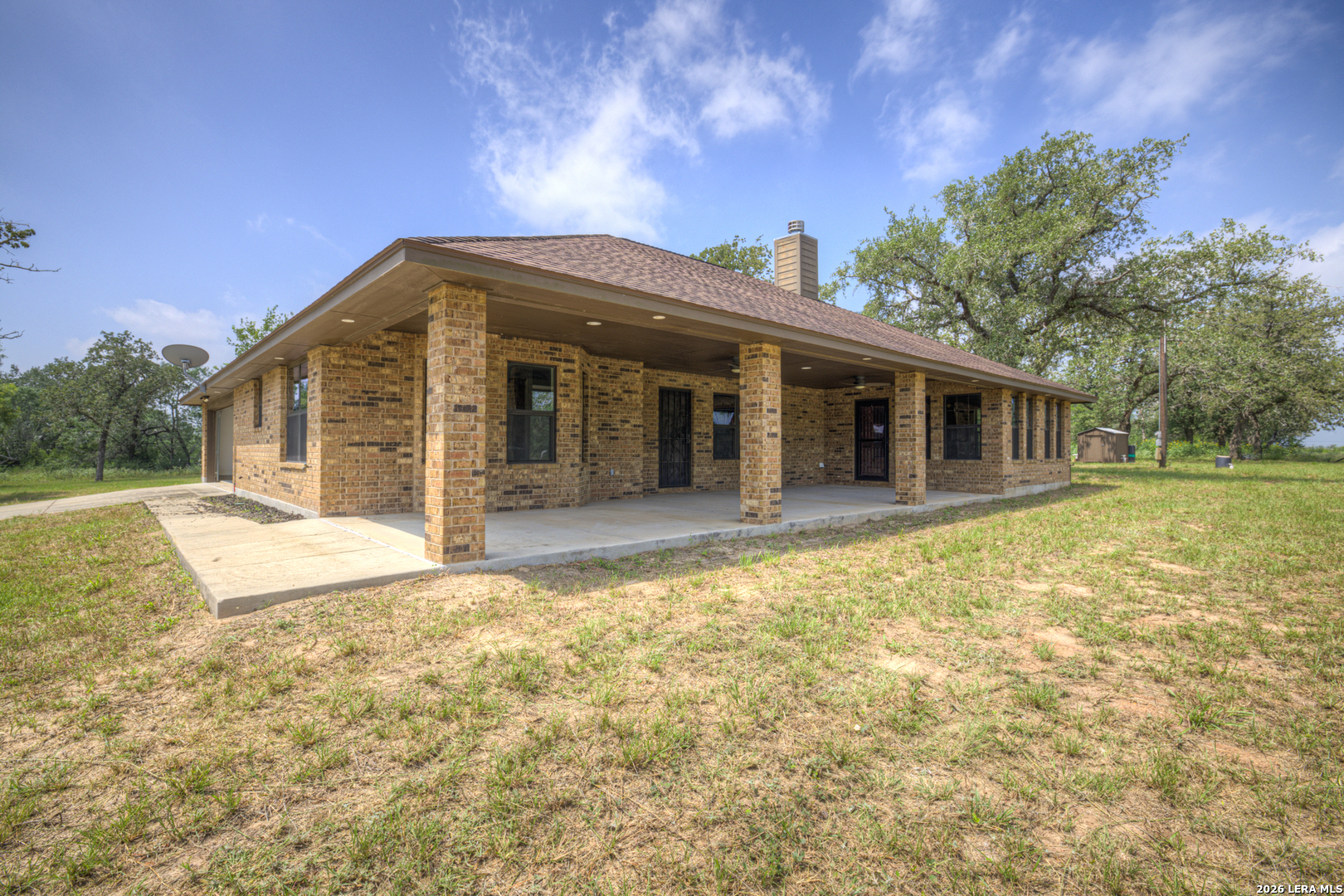 1798 County Road 359 Gillett TX 78116
