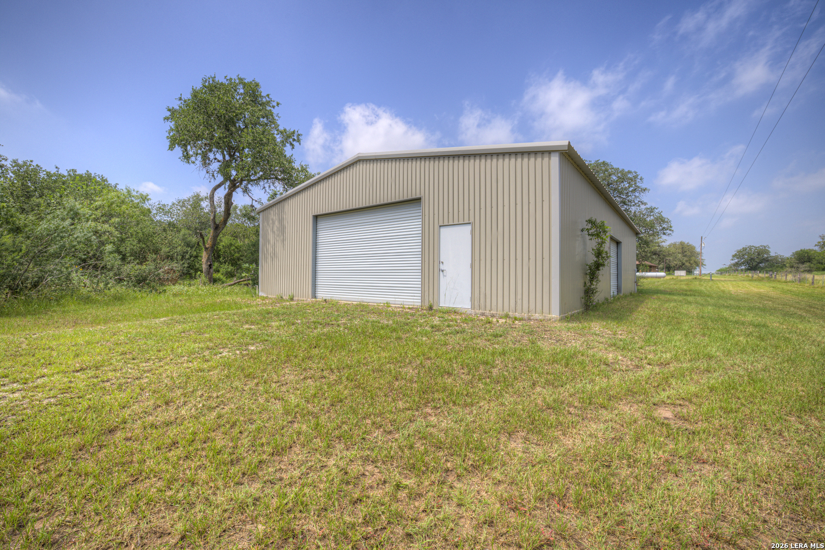 1798 County Road 359 Gillett TX 78116