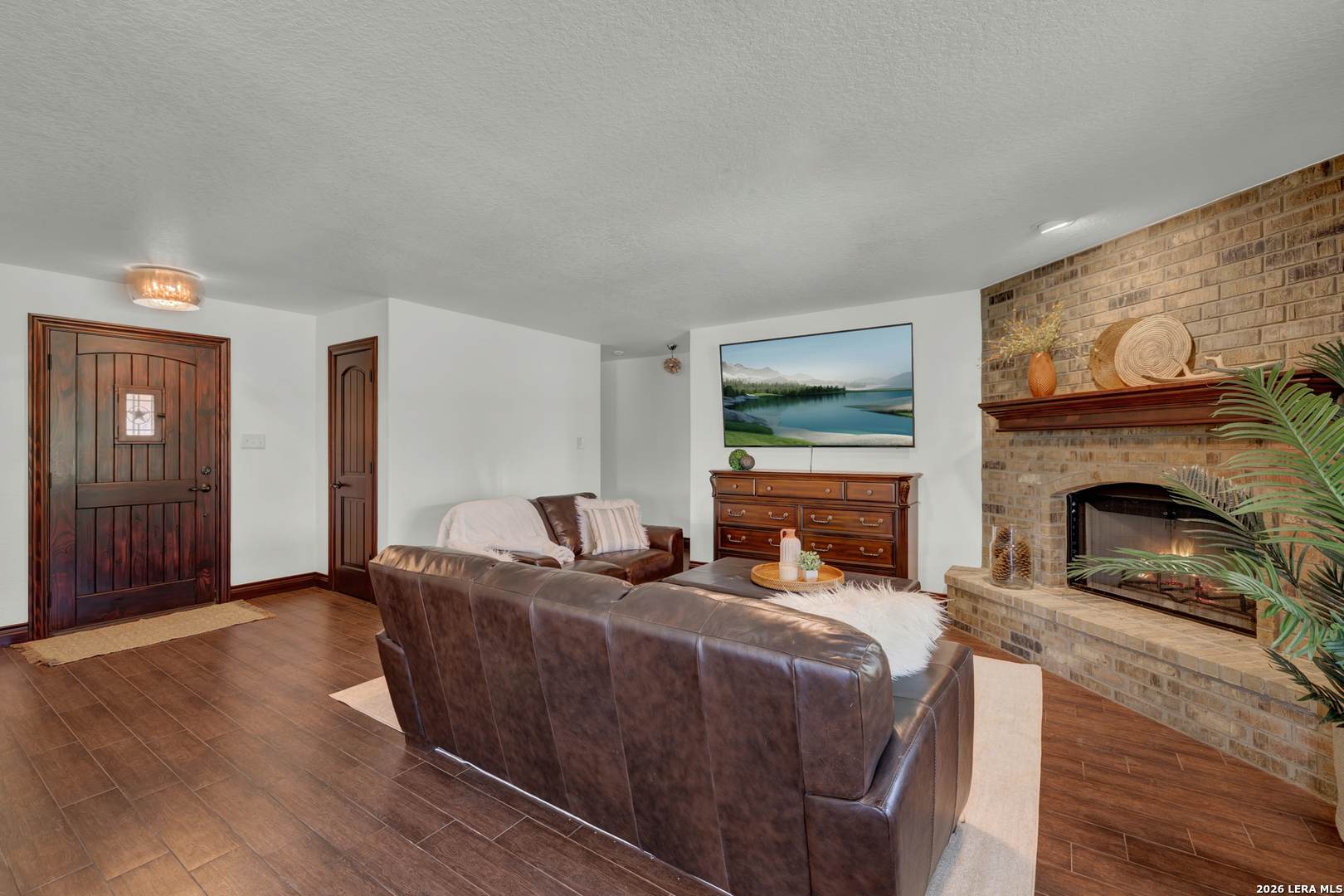 1798 County Road 359 Gillett TX 78116