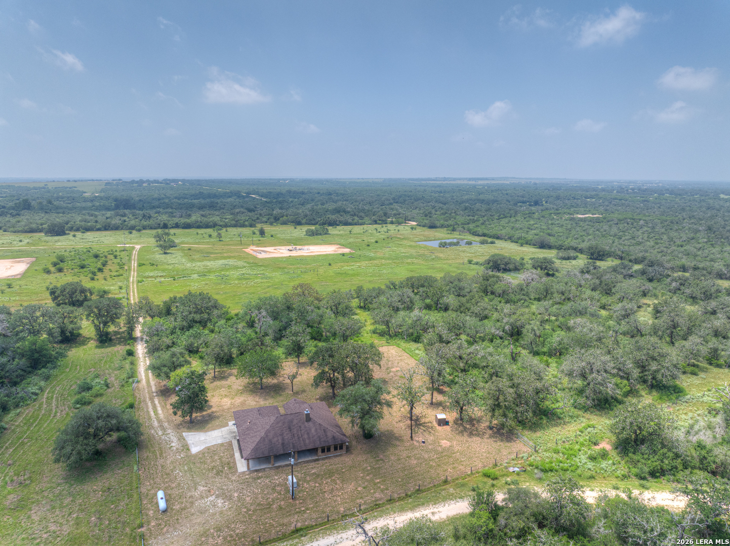 1798 County Road 359 Gillett TX 78116