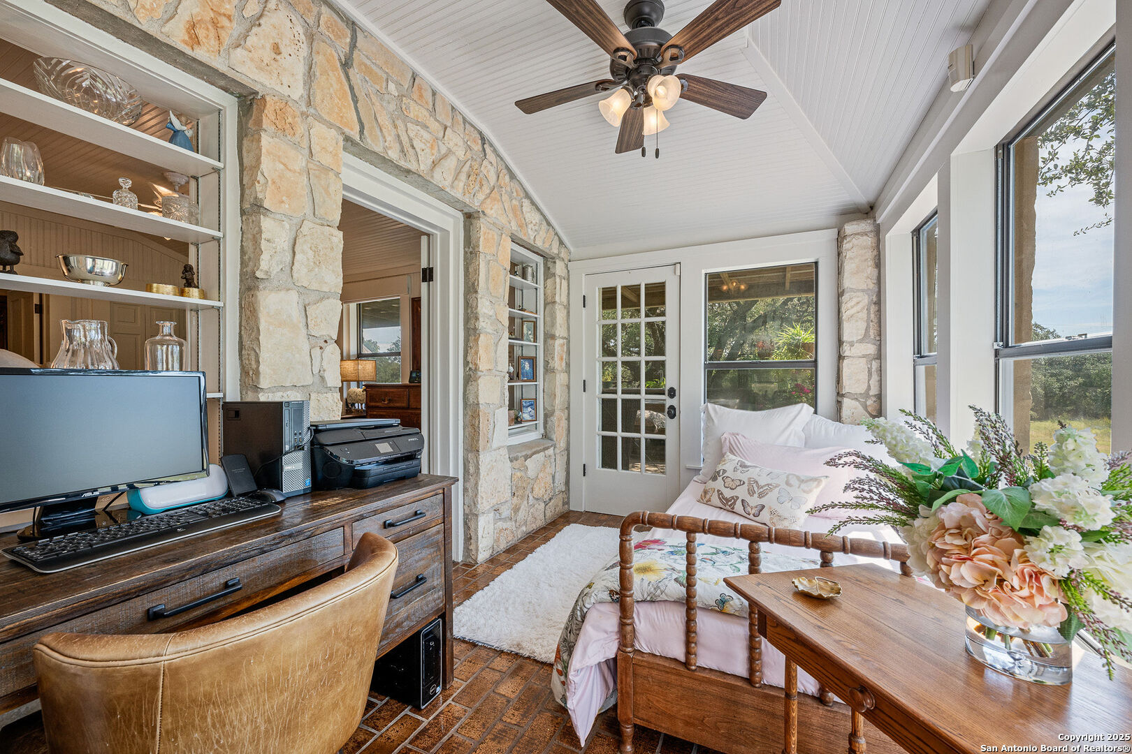 46 Lewis Boerne TX 78006