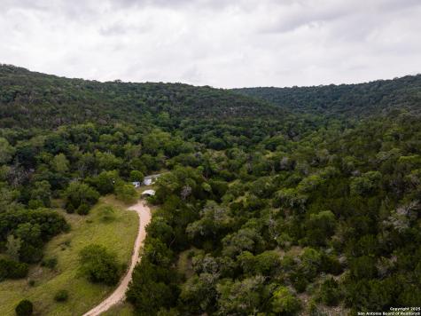 1616 Mickle Creek Medina TX 78055