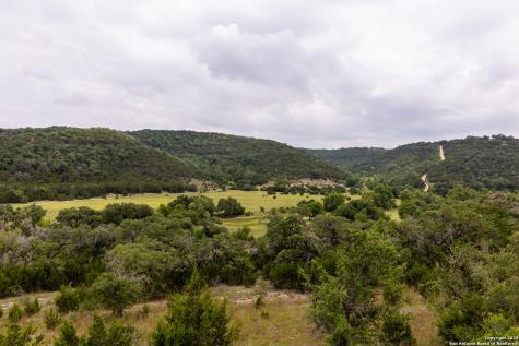 1616 Mickle Creek Medina TX 78055