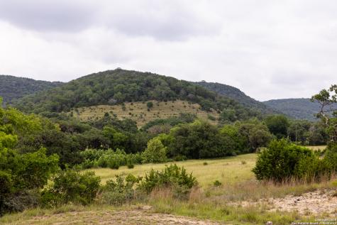 1616 Mickle Creek Medina TX 78055