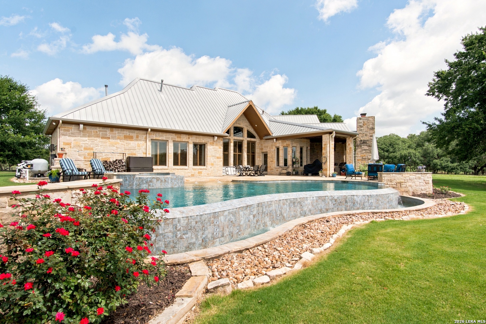 1025 Horse Lane Weimar TX 78962