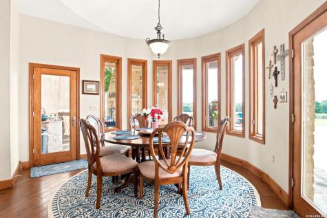 1025 Horse Lane Weimar TX 78962