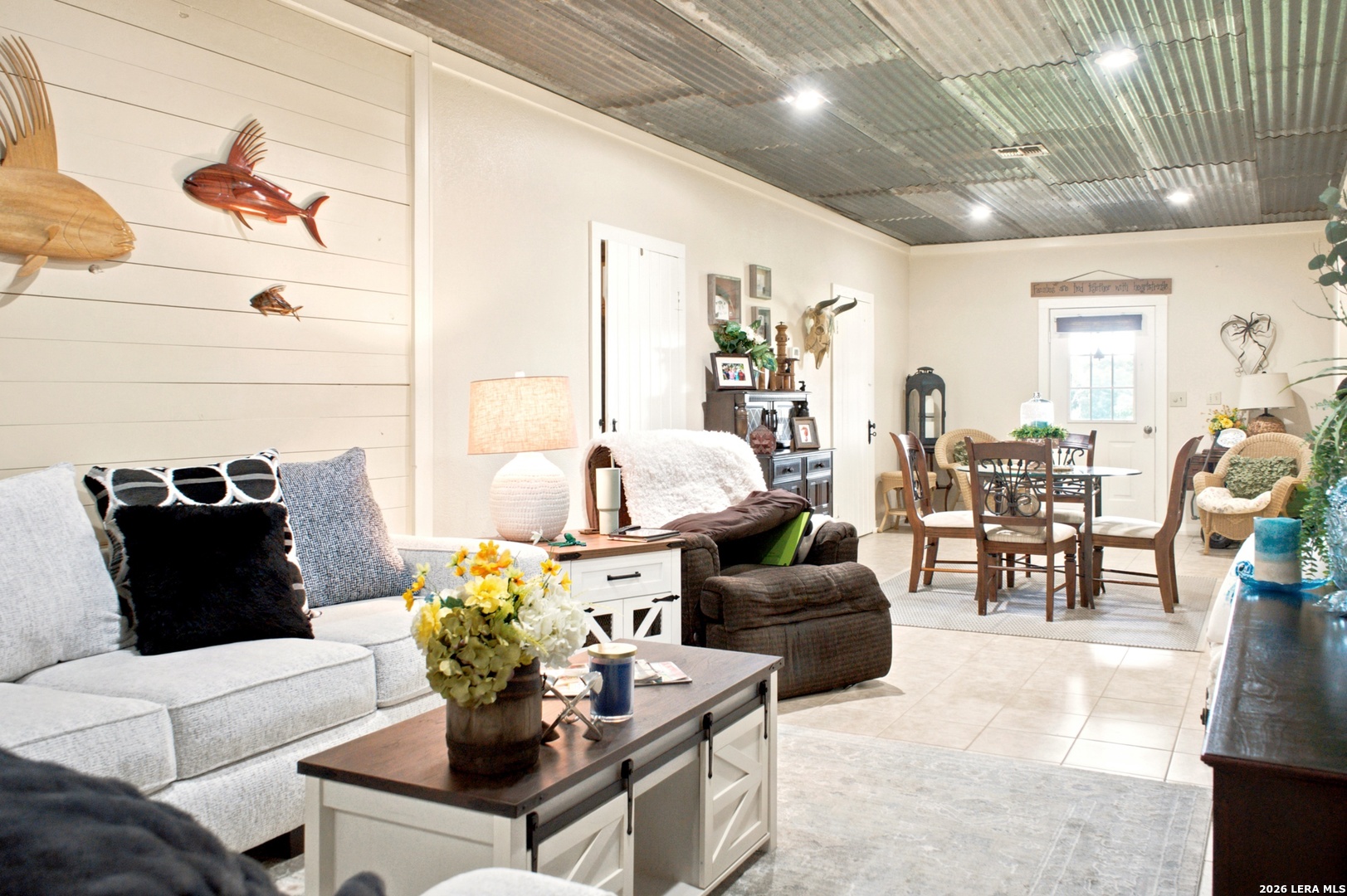 1025 Horse Lane Weimar TX 78962