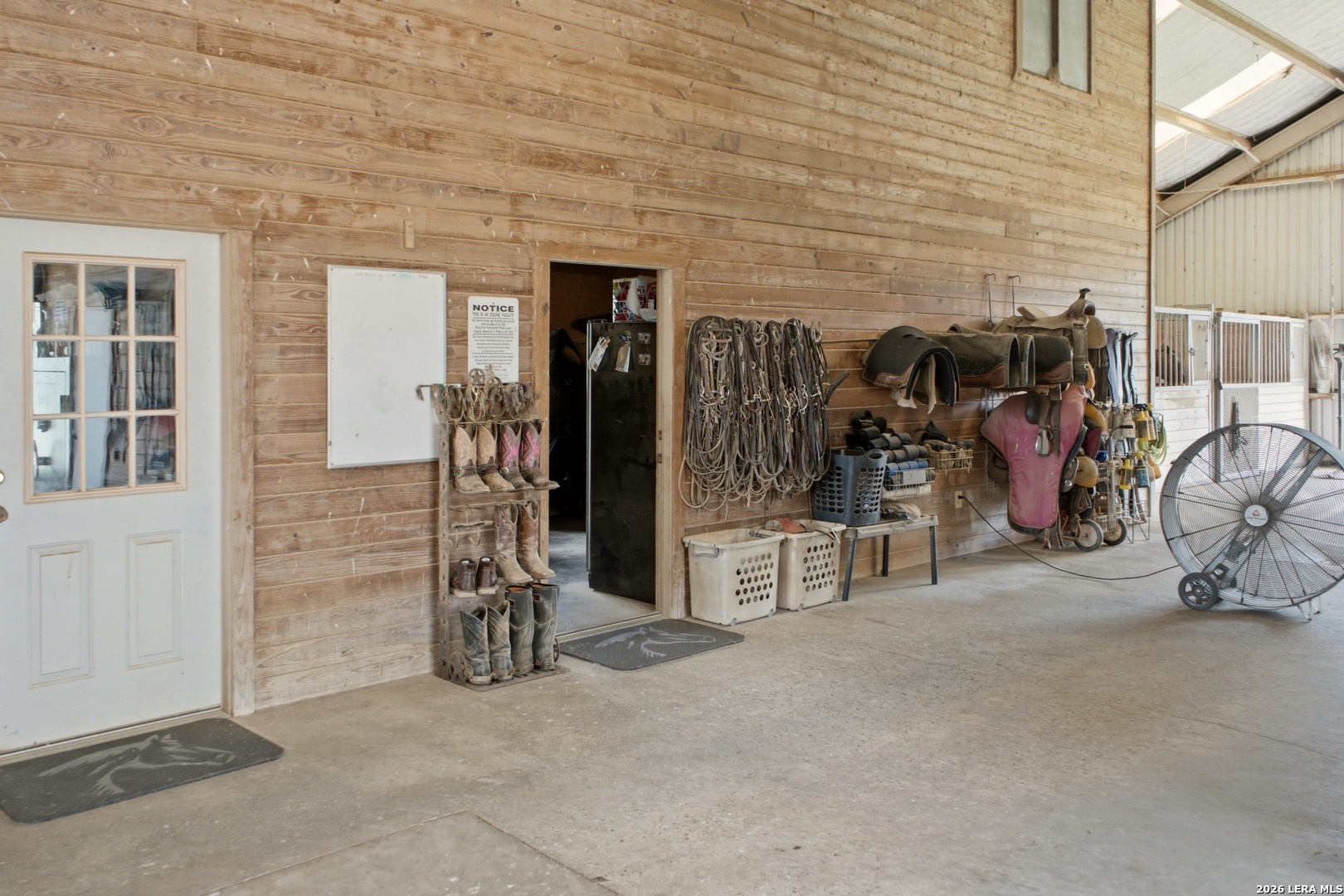 1025 Horse Lane Weimar TX 78962