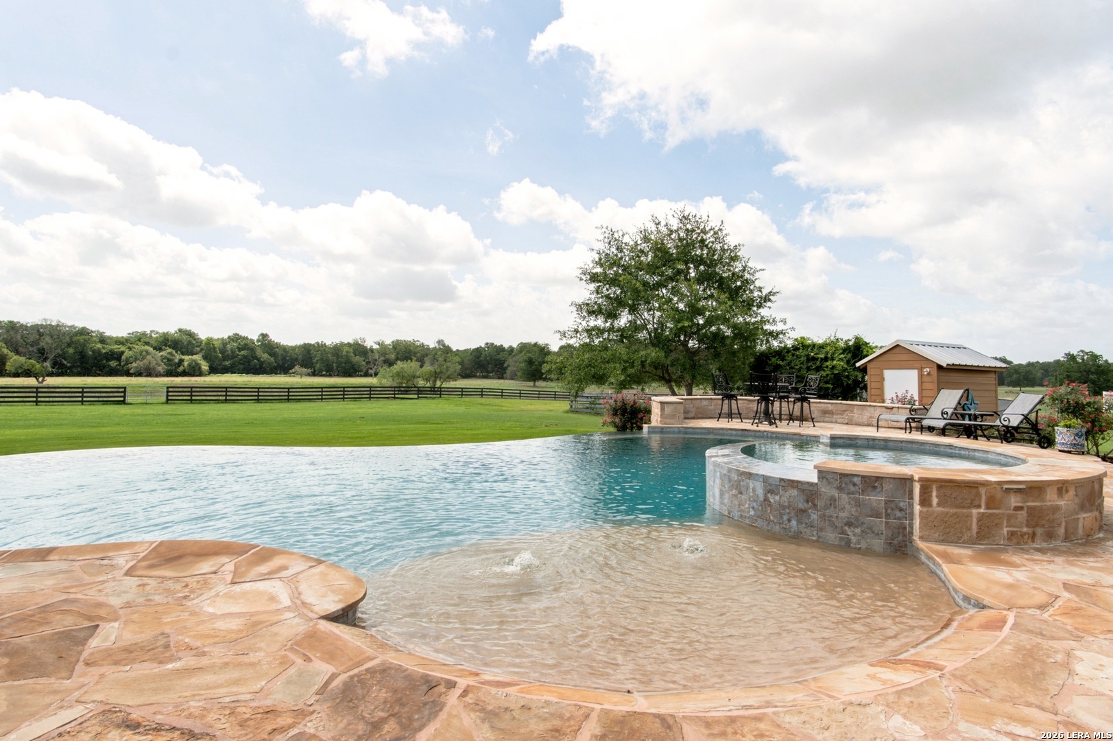 1025 Horse Lane Weimar TX 78962