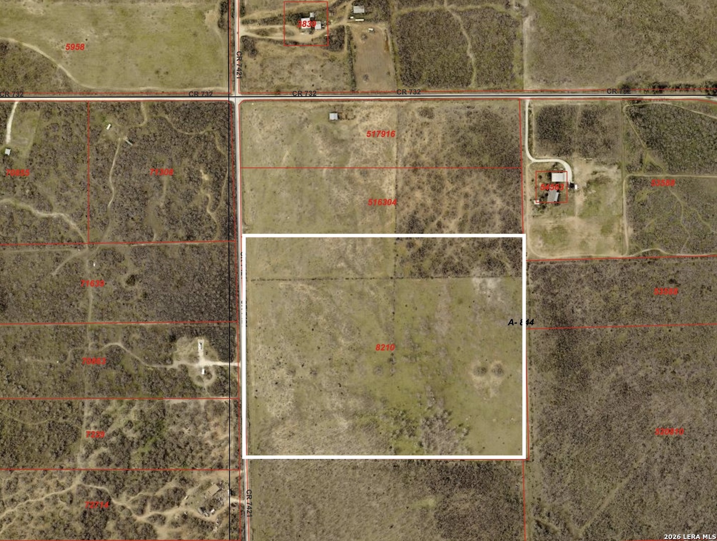 466_476 Cr 7421 Yancey TX 78886