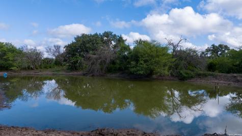 7915 County Road 203 Beeville TX 78102