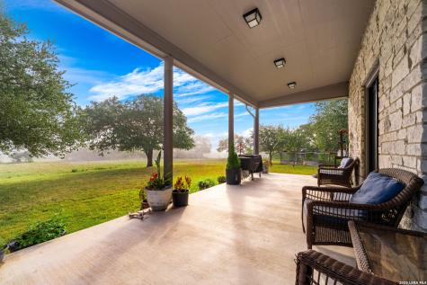 7915 County Road 203 Beeville TX 78102